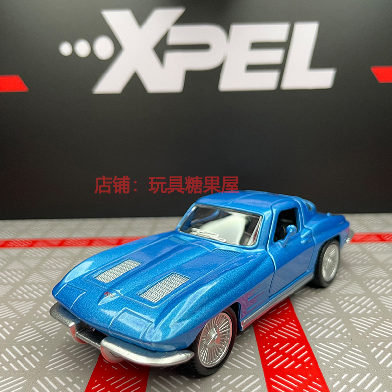 Authentic Authorized 1:36 Scale Chevrolet Corvette Vintage Alloy Classic Car Model Toy Car Decoration Gift Collection