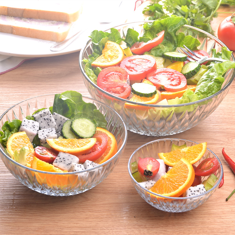 Diamond bowl with bowl of soup bowl of fruit salad bowl glass bowl transparent large cutting bowl with roast jobs