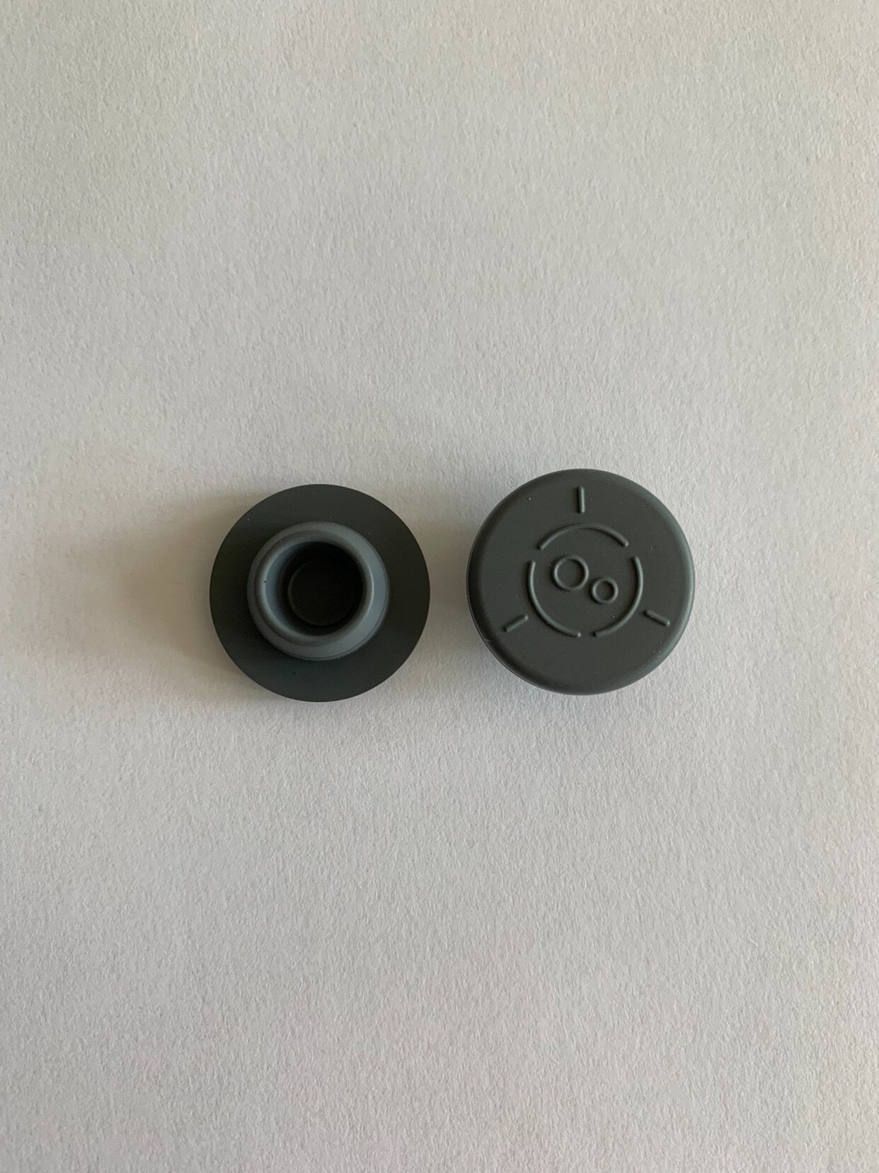 26mm T-type butyl rubber stopper, matching rubber stopper for infusion bottle, rubber stopper for saline bottle