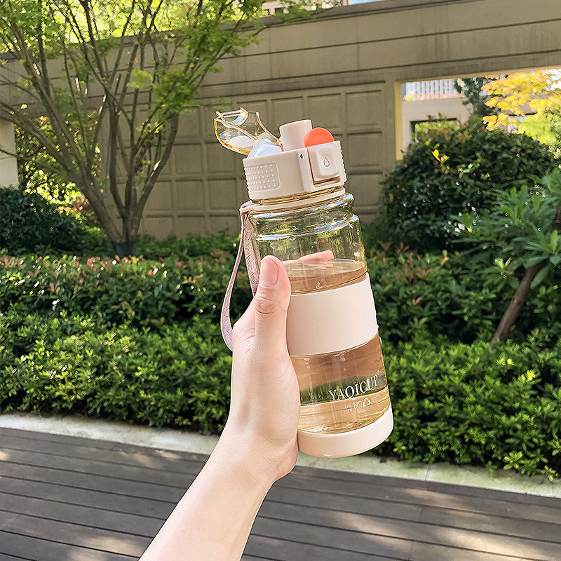 Korean version of the sports bomb cover plastic cup Korean portable summer female student simple water cup leak-proof transparent fitness cup