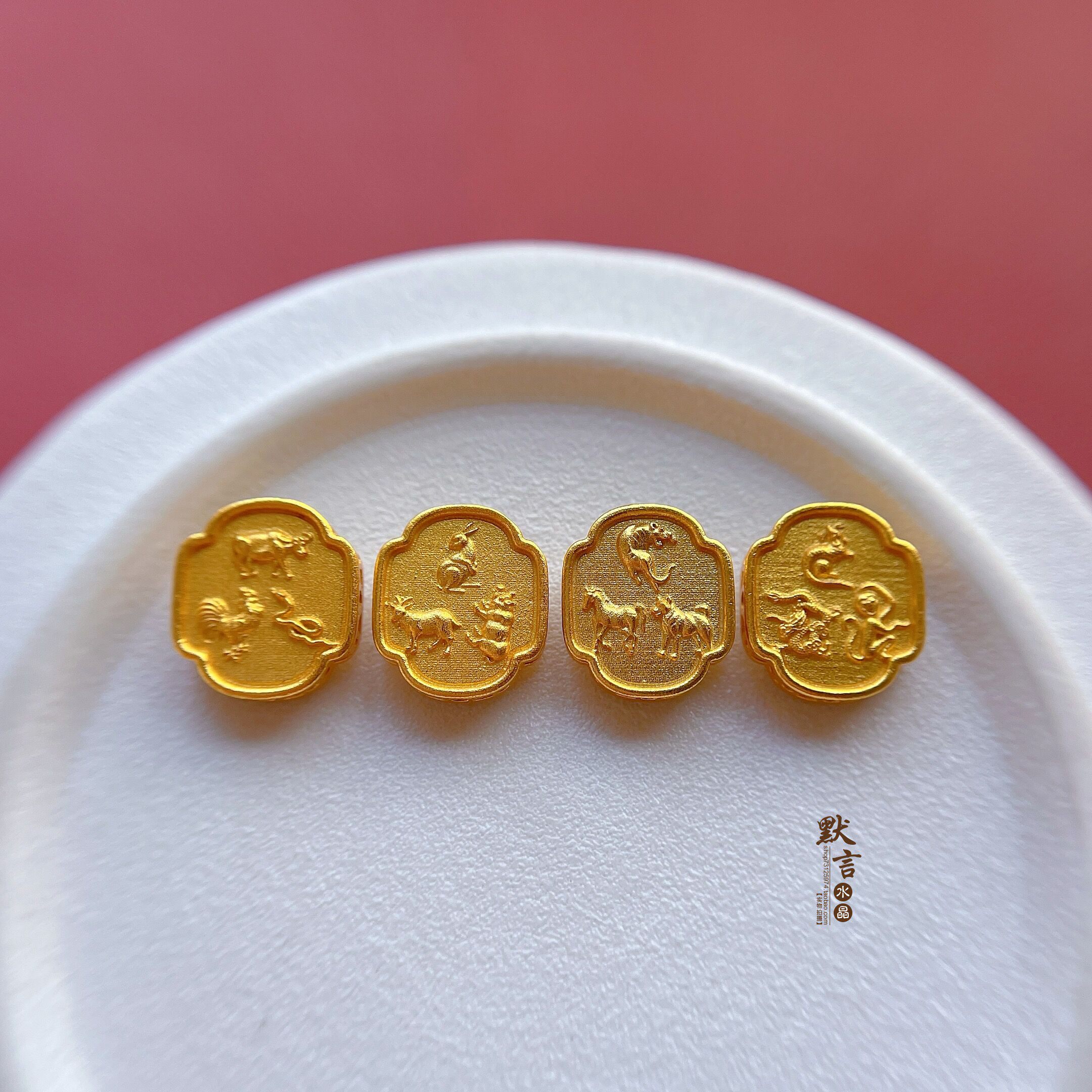 银饰配件 s925古法银镀金配件錾刻三合生肖本命年好运隔珠手牌diy手链编绳