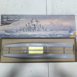 In Stock: Yehe Model 1/350 