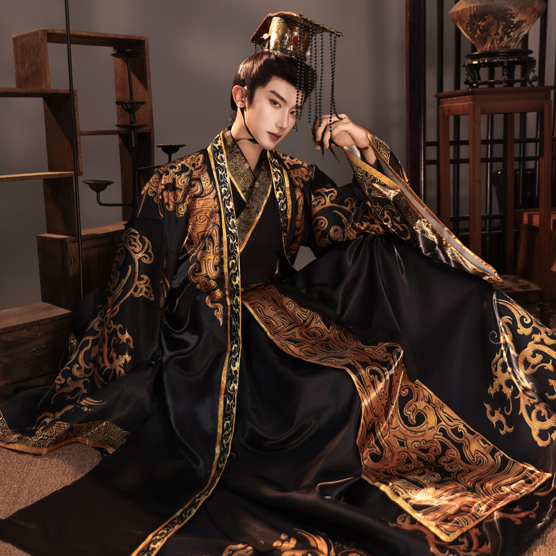 Qin Dynasty Emperor Qin Shihuang Ying Zheng Black Dragon Robe Han Dynasty Han Wudi Hanfu Imperial Ancient Costume Qin and Han Dynasty Official Attire for Men Qin Dynasty Emperor Qin Shihuang Ying Zheng Black Dragon Robe Han Dynasty Han Wudi Hanfu Imperial Ancient Costume Qin and Han Dynasty Official Attire for Men