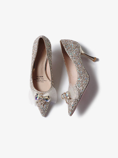 High-heeled wedding shoes, pointed toe bridal shoes, engagement French style comfortable princess non-tiring feet wedding dress toast champagne color crystal shoes