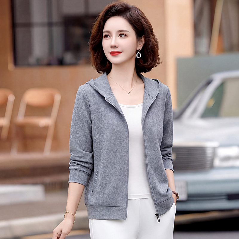 Casual Jacket for Women 2026 Spring and Autumn New Fashion High-End Solid Color Age-Reducing Hooded Loose Top for Moms Spring Outfit