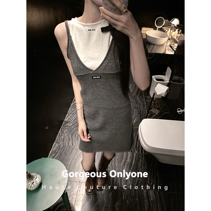 Gorgeous Onlyone Deep V-Neck Knitted Camisole Dress for Women, Slim Fit Bodycon Mini Dress, Layered Tank Dress