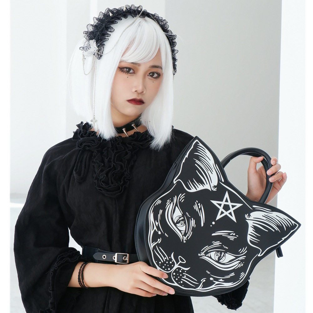 Harajuku-style dark Lolita cat crossbody bag, fashionable punk chic Halloween gothic handbag