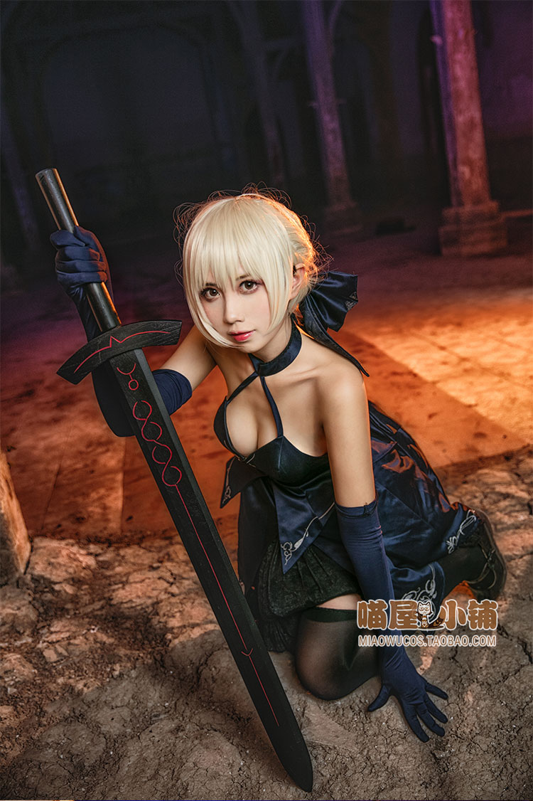 屋 saber bị hỏng hoàn toàn bộ đồ cosplay màu đen trang phục cosply nữ 3 bị hỏng fgo đầm cosplay
