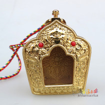 Tibetan-style Nepalese craft Gawu box pendant. The empty box can be opened to contain the relic and nectar of the pendant necklace.