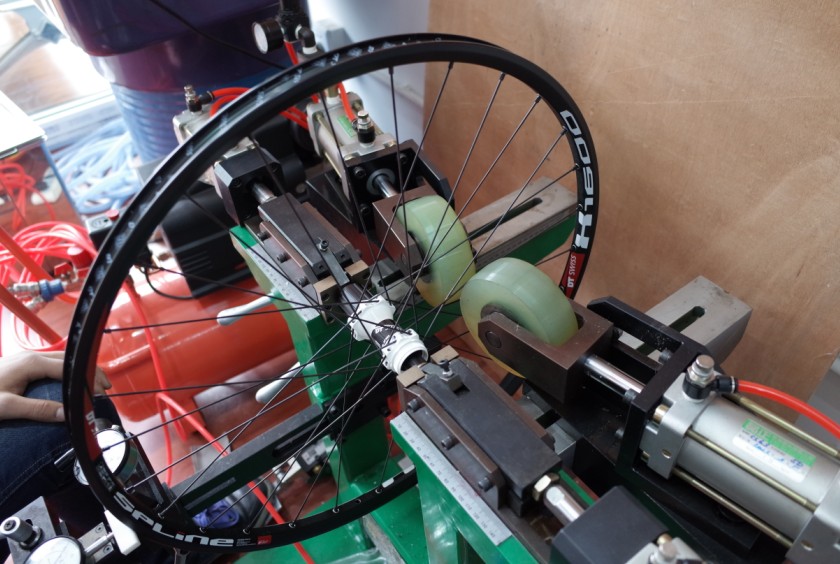 Roues de vélo cyclisme sur route - Ref 2384309 Image 12