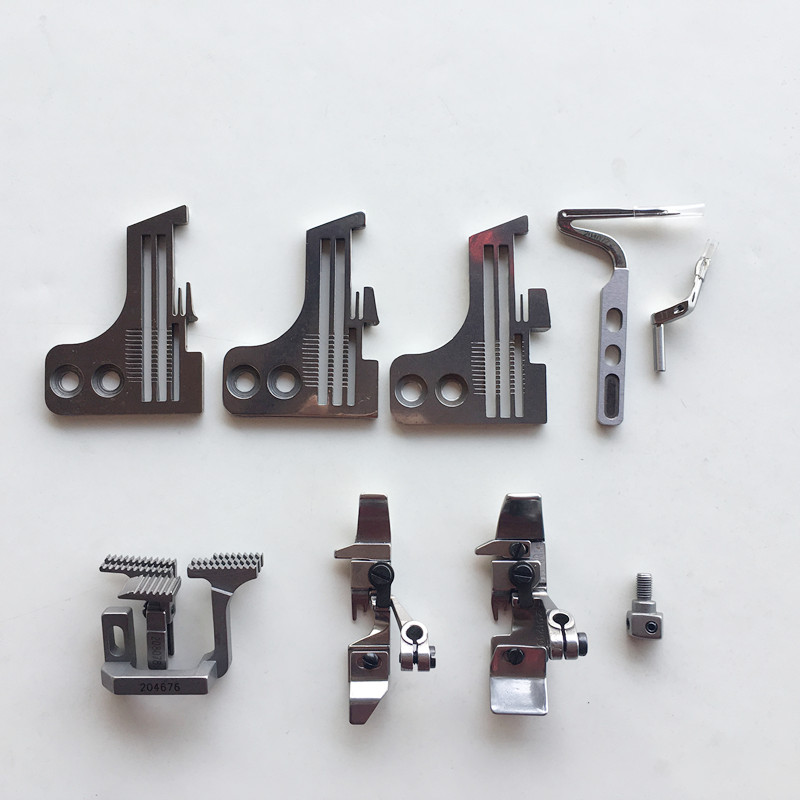 700 types of four-line crocodile machine needle plate lock edge confidential edge needle plate tooth presser foot bender sewing accessories