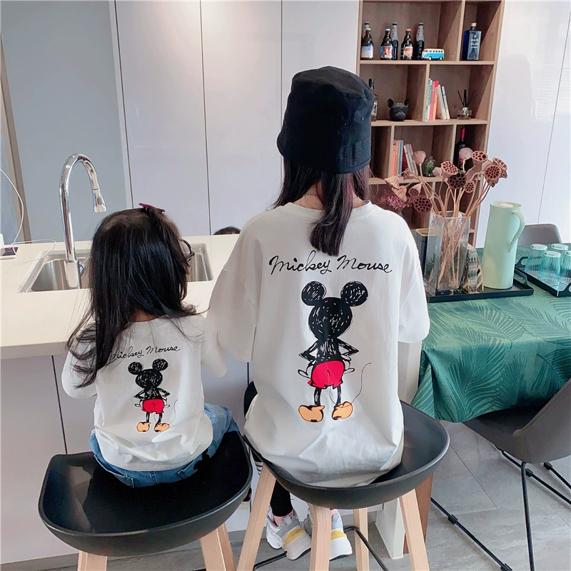 Sản phẩm mới mùa xuân / mùa hè 2020 Gia đình Hàn Quốc Vui vẻ trở lại Disney Phim hoạt hình Mickey Áo phông cotton tay ngắn - Trang phục dành cho cha mẹ và con