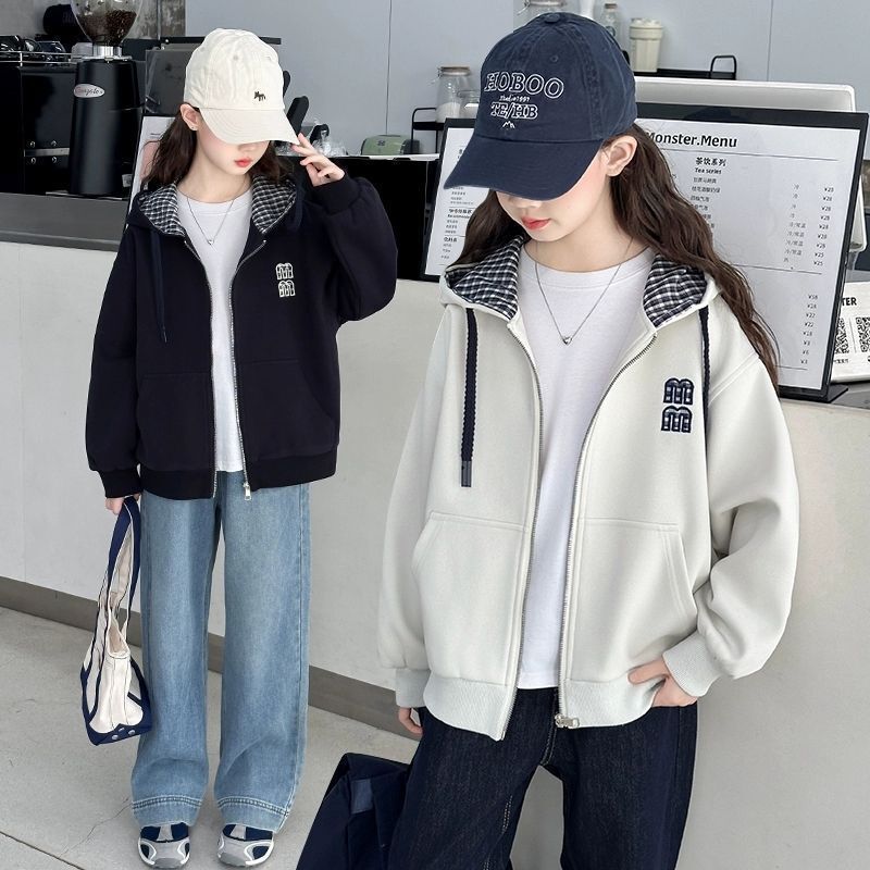 One-Piece Fleece Girls' Jacket 2025 Autumn and Winter New Popular Stylish Fashionable Hooded Cardigan Jacket for Older Children