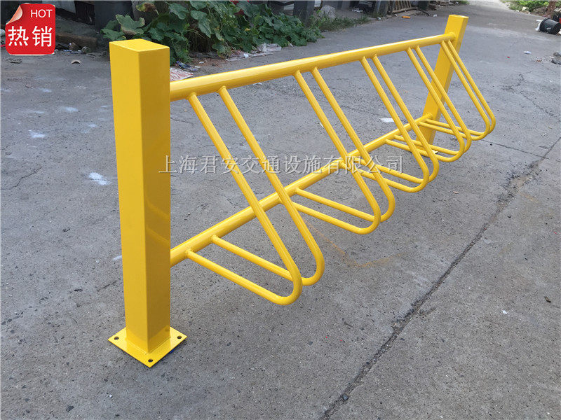 Post-column type bike parking stand column type bike placing frame clamping up and high bike bike parking frame