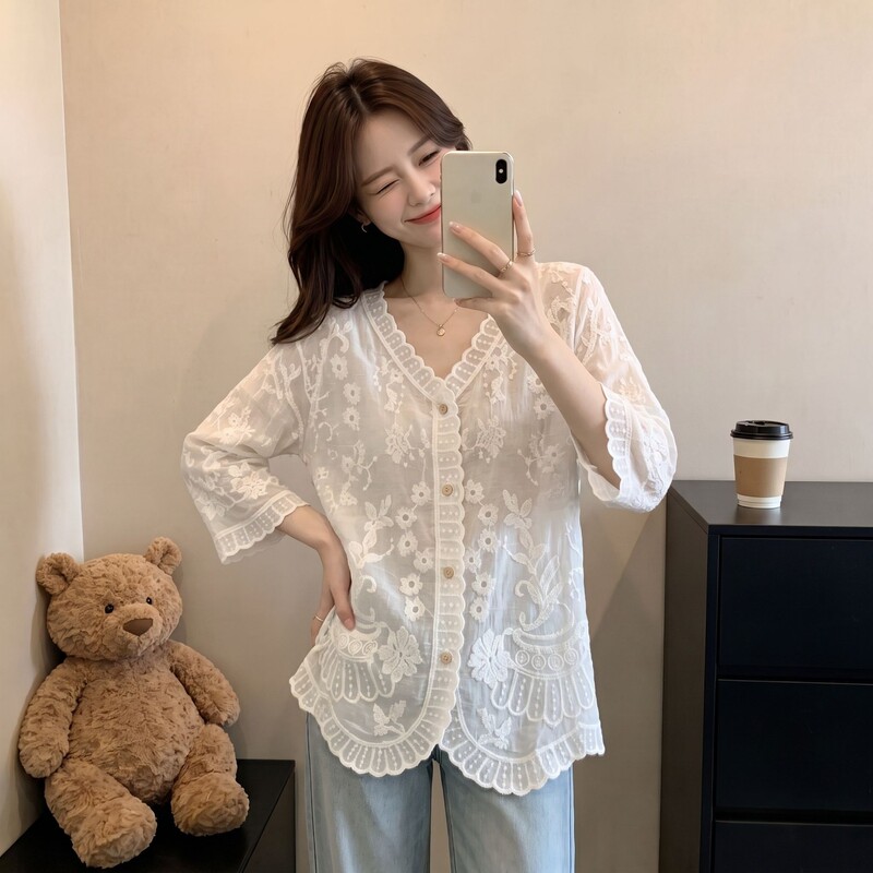 White Embroidered V-Neck Lace Shirt for Women, Summer Plus-Size Loose Fit with Wavy Edges, Slimming Short-Sleeve Cardigan Top White Embroidered V-Neck Lace Shirt for Women, Summer Plus-Size Loose Fit with Wavy Edges, Slimming Short-Sleeve Cardigan Top