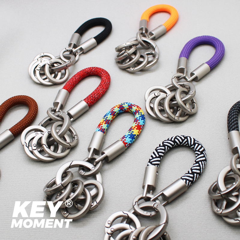 Original Alloy Keychain with a High-End Titanium Color, Multi-Ring Pendant, Classification Management Tool, Detachable Chain for Men and Women Original Alloy Keychain with a High-End Titanium Color, Multi-Ring Pendant, Classification Management Tool, Detachable Chain for Men and Women
