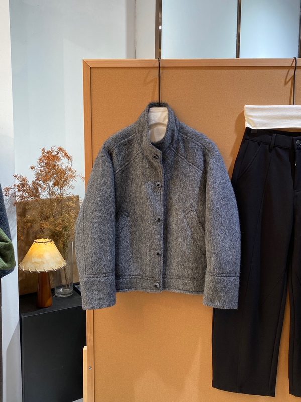 About /'Fifty Shades of Gray' Winter Old Money Style Stand Collar Wool Coat Men's Short Cashmere Jacket About /'Fifty Shades of Gray' Winter Old Money Style Stand Collar Wool Coat Men's Short Cashmere Jacket