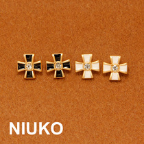 NIUKO delicate cross water drill black and white gold metal shirt button with new knit lining button