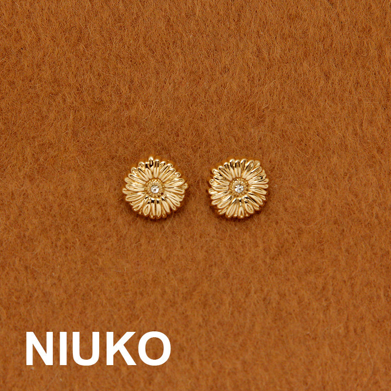 NIUKO golden daisy shirt small button Fashion Flowers water drill button High-end Blouse Clothing Accessories Buckle