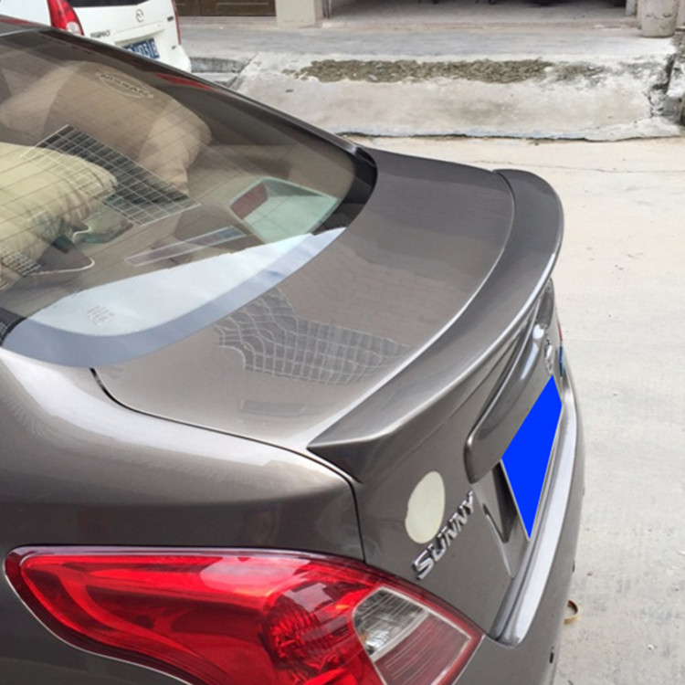 Đuôi xe mới của Nissan sửa đổi 11-16 Dongfeng Nissan nắng sửa đổi đuôi đặc biệt miễn phí đuôi gió pista