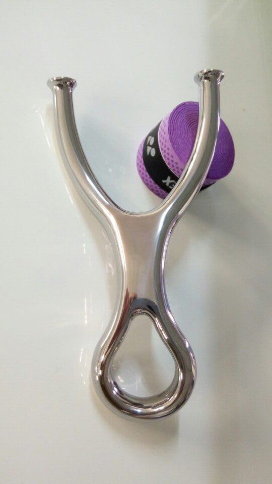 Titanium steel anti-tropicable small flying tiger slingshot ultra-hard stainless steel flat leather slingshot tangled and handy to carry-Taobao