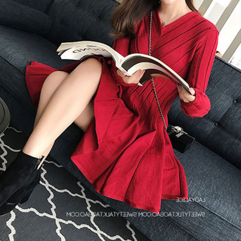 Knit Foreign Dress Women's Autumn Winter Hebbon Breeze small black dress Short cashew slim fit slim sub-bar Temperament Underskirt