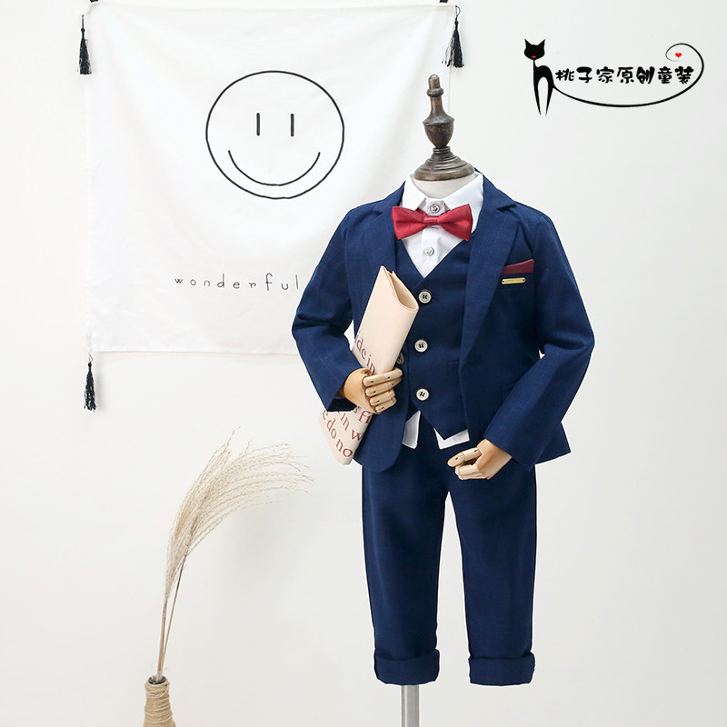 Flower Child dress boy's leisure suit 2022 spring and autumn handsome English children baby dress male