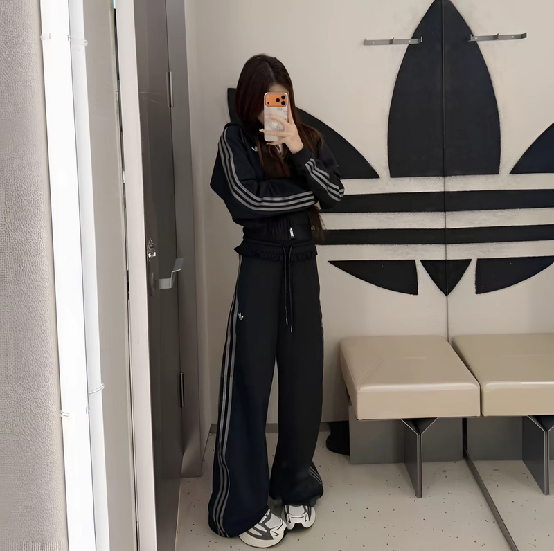 Song Yuqi's Same Style Clover-Patterned Women's Autumn Casual Street Ruffle New Wide-Leg Loose Sports Pants Song Yuqi's Same Style Clover-Patterned Women's Autumn Casual Street Ruffle New Wide-Leg Loose Sports Pants