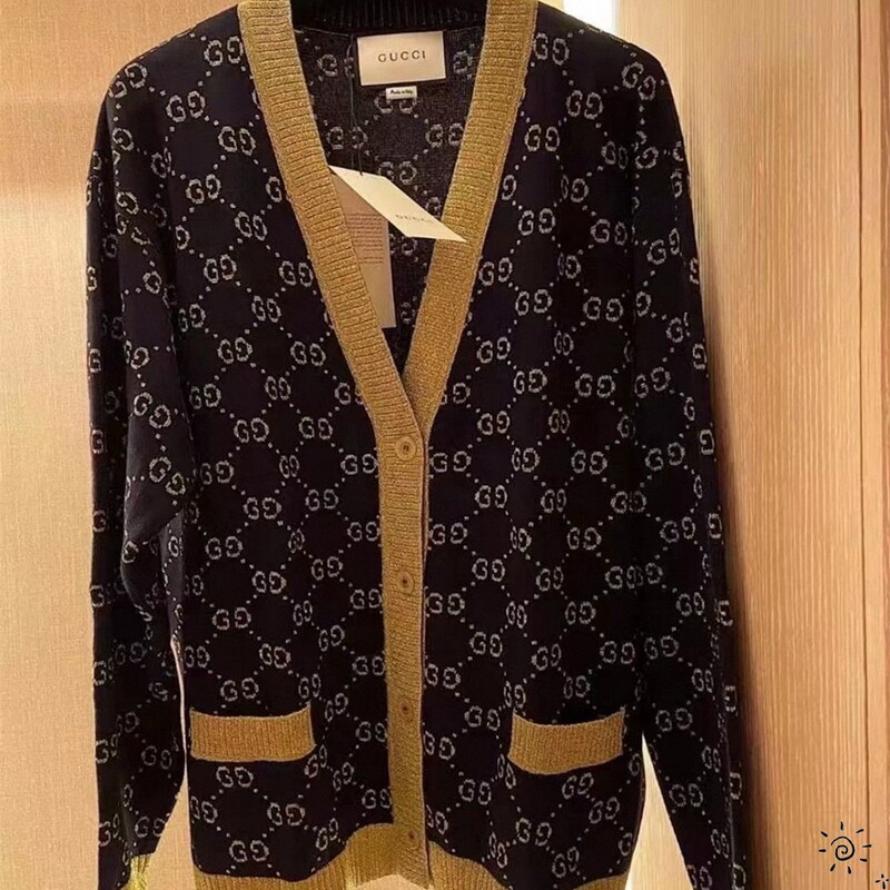 Gucci/Gucci New Classic Jacquard Color-Blocked Double g Logo Knitted Cardigan for Women, Sweater Jacket for Men