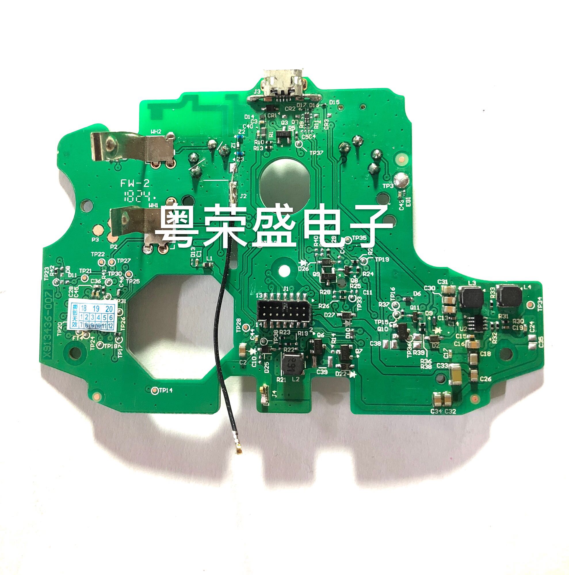 ちょび大好きページ　無名　イエ　斯巴达宇战损 Versace Irregular Biggie Sunglasses Black/Black (VE4361) in