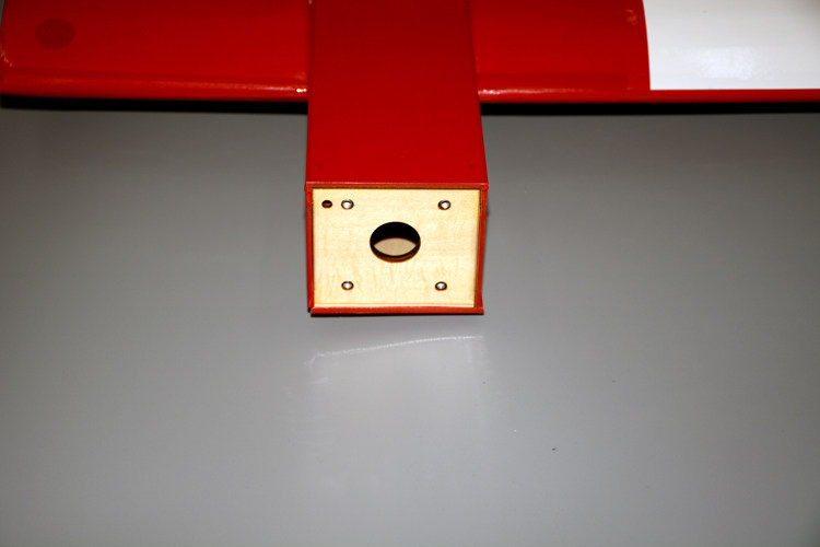 Самолет на дистанционном управление 双发十字军 模型飞机轻木固定翼练习机 油动遥控飞机模型空机揽羽