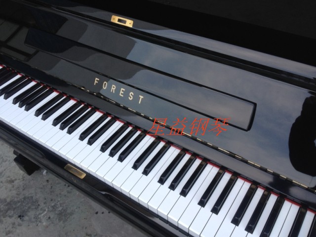 Xuất khẩu đàn piano cũ của Hàn Quốc sang Yingchang - dương cầm roland f140r