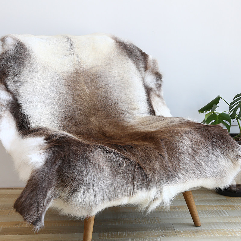 Imported whole Finnish reindeer plush carpet Fur leather living room fur long blanket Bedroom bedside blanket