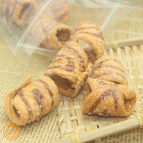 Chaoshan specialty after 8090 childhood memories crisp sweet pig ears Net red nostalgic childhood snacks cattle ears