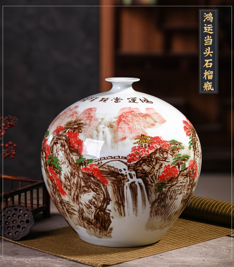 Jingdezhen ceramics hand - made antique Chinese blue and white porcelain vases, flower arrangement sitting room pomegranate bottles of rich ancient frame furnishing articles