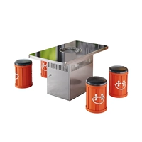 Комбинация одного стола и четырех стульев (два стула)