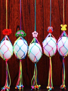Kindergarten Handmade Egg Nets for the Dragon Boat Festival, Colorful Egg and Duck Egg Neck-Hanging Net Bags, Woven Fini
