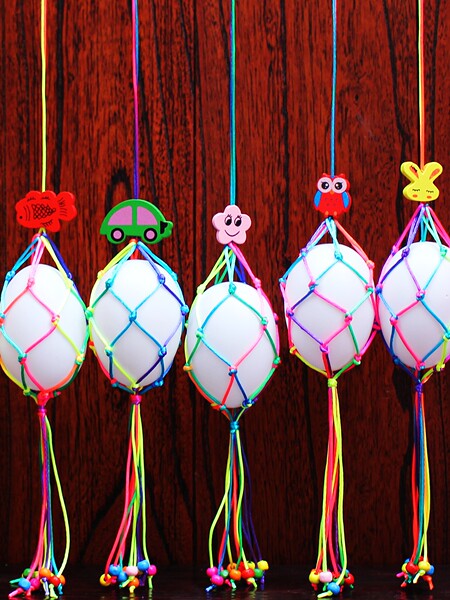 Kindergarten Handmade Egg Nets for the Dragon Boat Festival, Colorful Egg and Duck Egg Neck-Hanging Net Bags, Woven Finished Products Wholesale