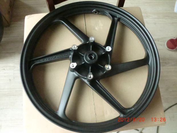 Áp dụng cho Sundiro Honda SDH150-A-B-C Warhawks Vòng thép phía trước Bánh trước bằng nhôm phía trước Hub Đen nguyên bản - Vành xe máy giá vành xe máy