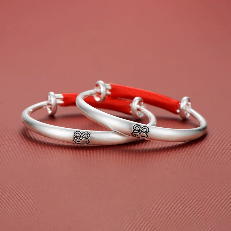 Дет bracelets?