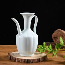 Song Dynasty tea soup bottle hand-held pot Imitation Song Dynasty Yingqing Trumpet hand-held pot tea fighting competition water injection