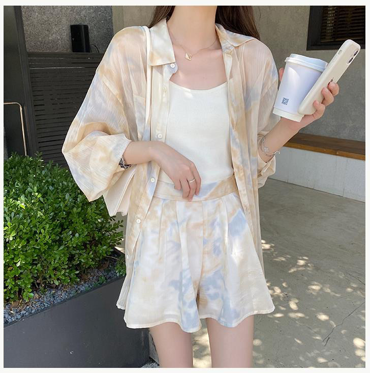 Big size 2021 summer new fat mm sunscreen shirt women's wide leg shorts casual loose three-piece suit Western style tide