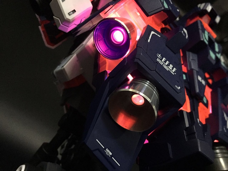 Spot yihui 1/35 kỳ lân avatar bust bust model model - Gundam / Mech Model / Robot / Transformers mô hình gundam mini