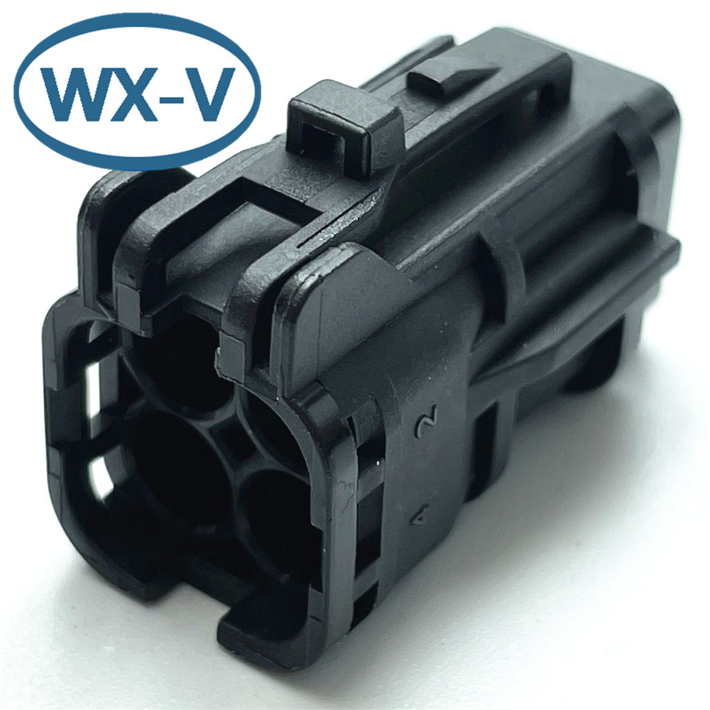 DJ7041-1 8-21 domestically made 4-hole jacket plug-in waterproof male car wire