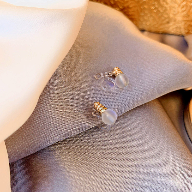 Dazzling small bulb earring ear pin minimalist with small invisible u type resin ear clip transparent and cute without ear accessories
