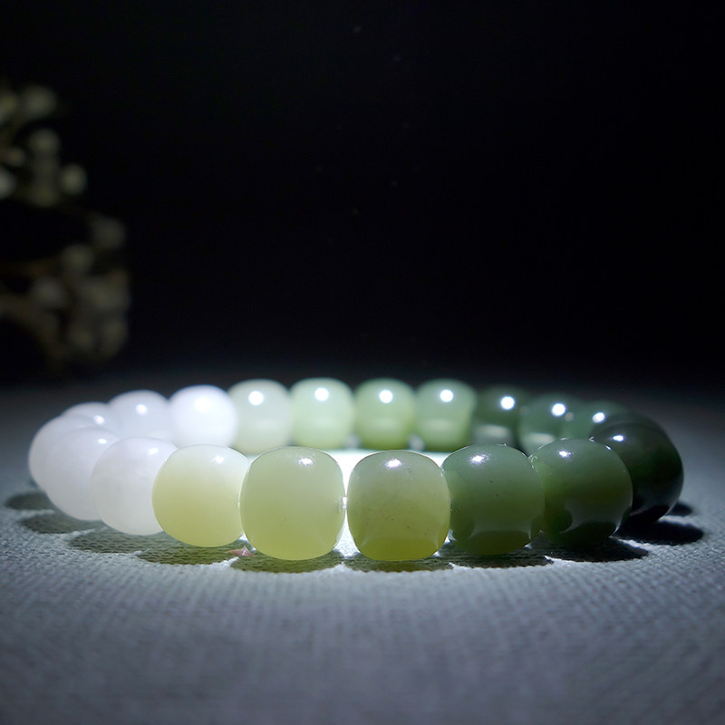 Xinjiang Hetian Jade Old Pearl Lake Water Green Gradient Multi-Treasure Hand Sleeve Single Circle Clear Sailor Sleeve Certificate 9*10mm