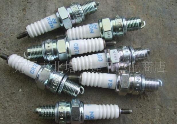 Imported NGKGY6-125 scooter spark plug fire nozzle (10 pcs)
