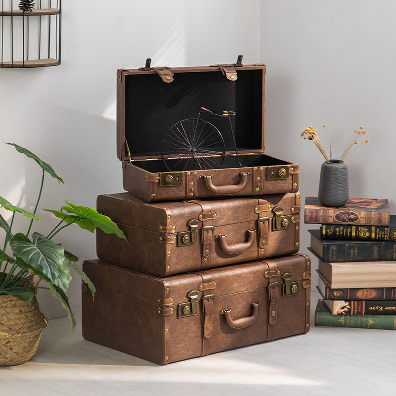 Retro handheld travel storage box, European old-fashioned leather suitcase, luggage, homestay props, retro leather suitcase set