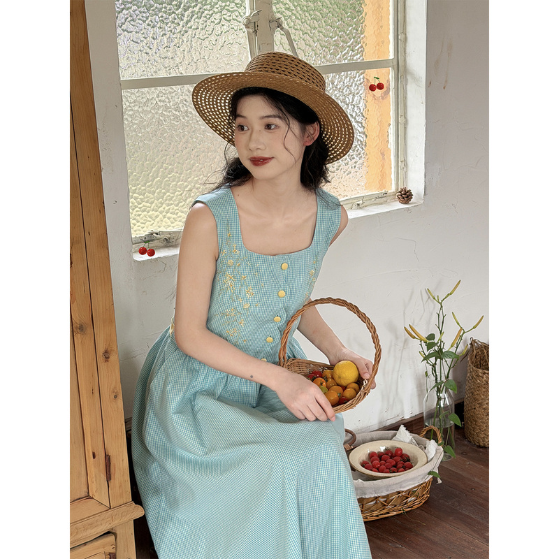 Seven and Pearl's "Blue Checkered Girl" Mori-Style Artistic Mint Blue Checkered Embroidered Loose Dress