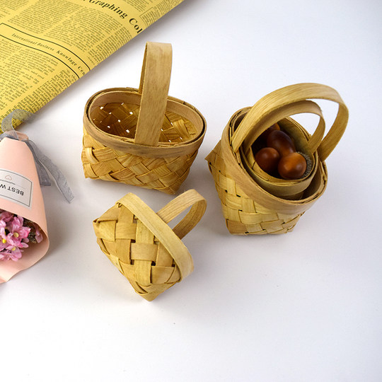 Производитель: Спецификации товара: Сделано в провинции Гуанси, полностью ручная работа, мини-корзина из древесной стружки, корзина для хранения конфет, подарочная коробка для свадьбы